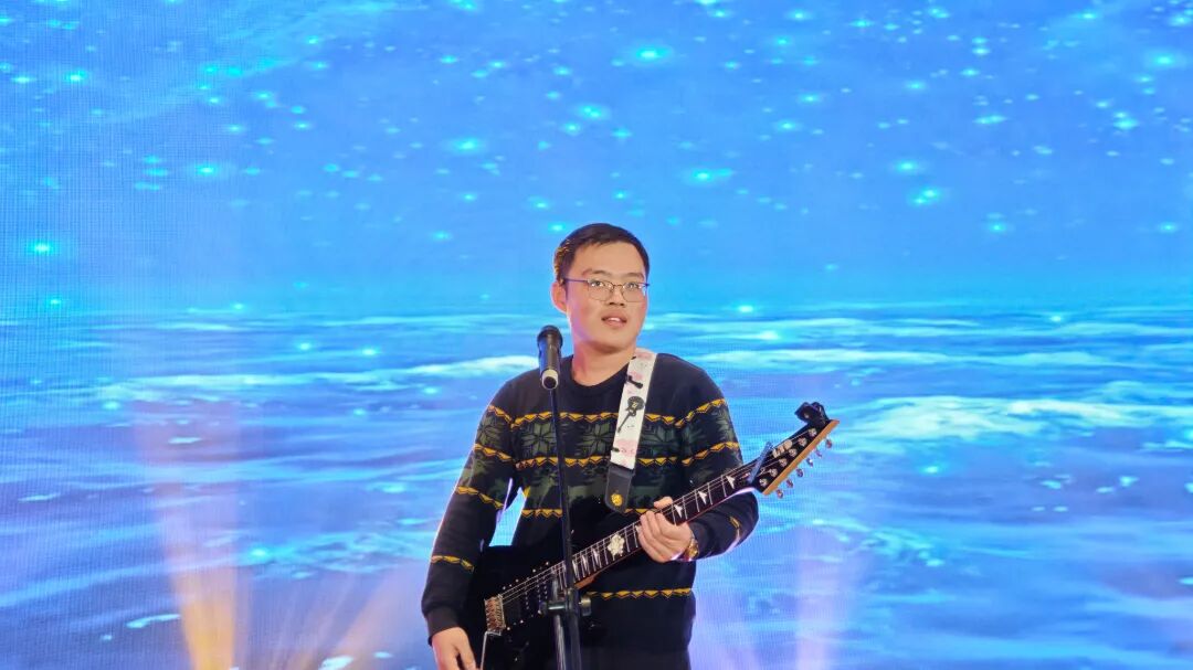 拼搏体育2025年终总结暨年会 拼搏体育2025年终总结暨年会