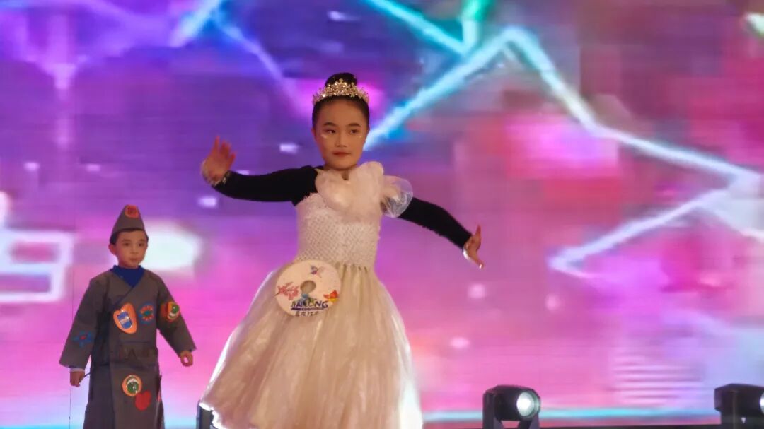 拼搏体育2025年终总结暨年会 拼搏体育2025年终总结暨年会