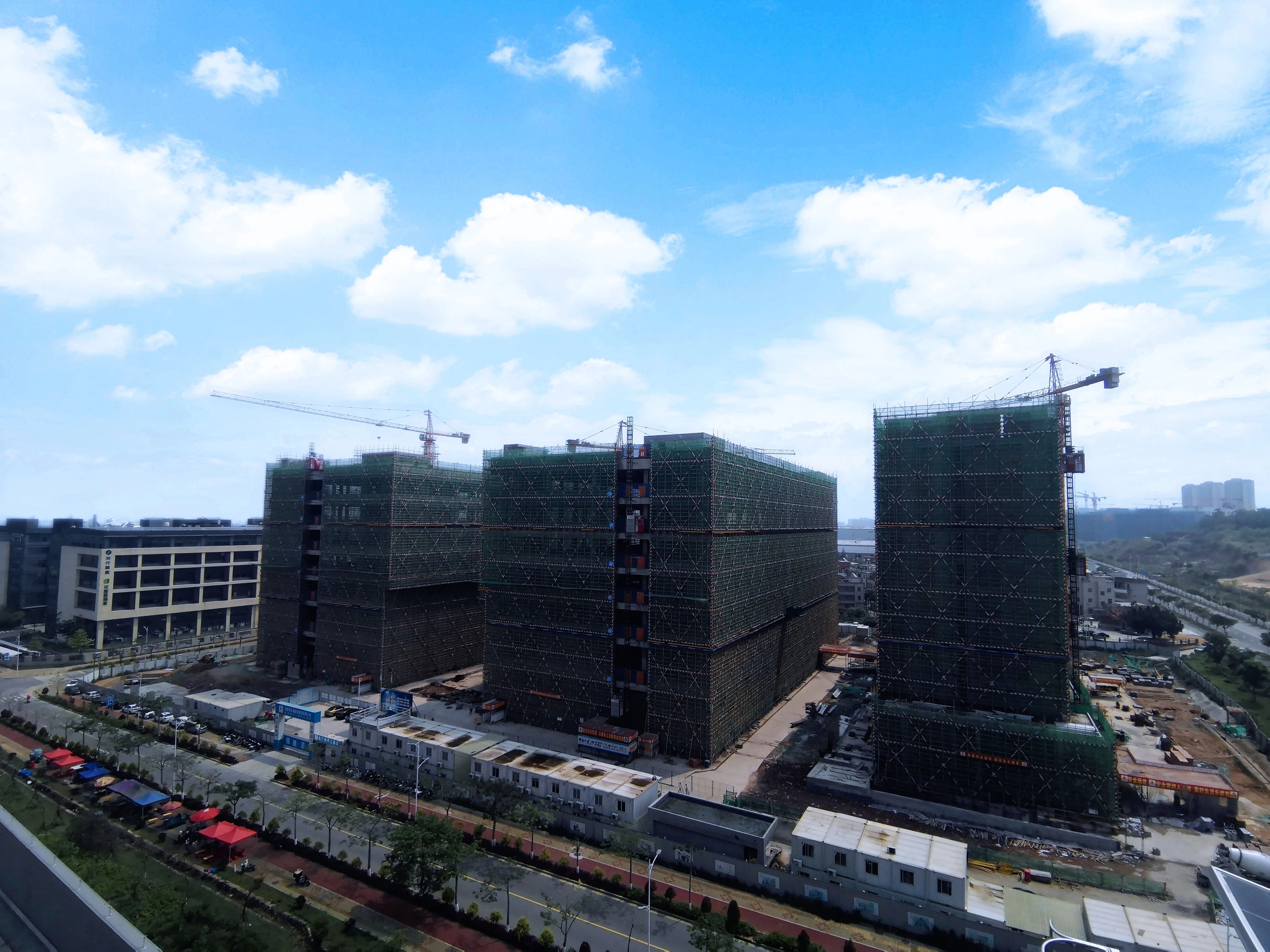 1714957760969953.jpg 1714957760969953.jpg